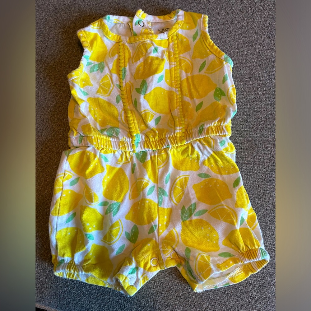 Carter’s Infant Girl’s Bright Yellow Lemon Summer Romper, size 3 Months